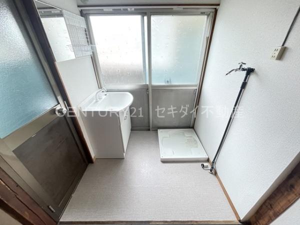 堤町1丁目貸家