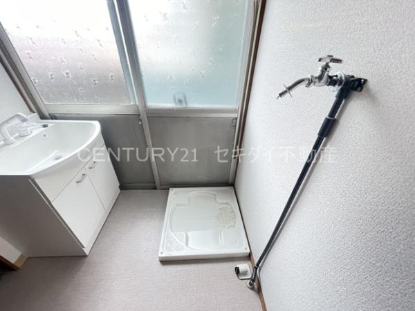 堤町1丁目貸家