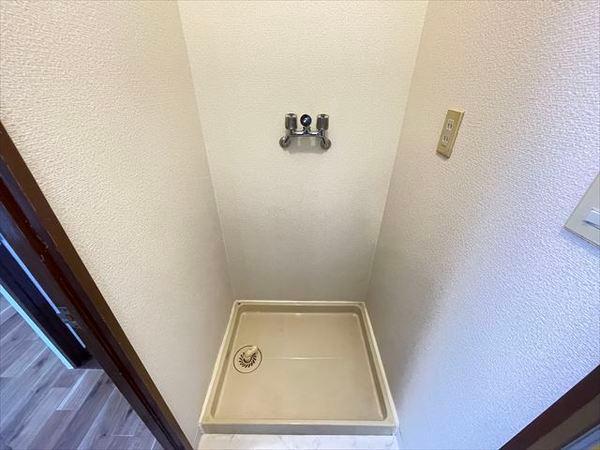 サンルミネ館