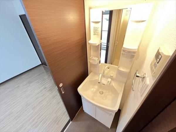 ヴィレッジ加綾北本町