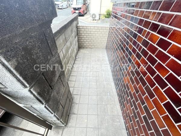 高安町南4丁目戸建て