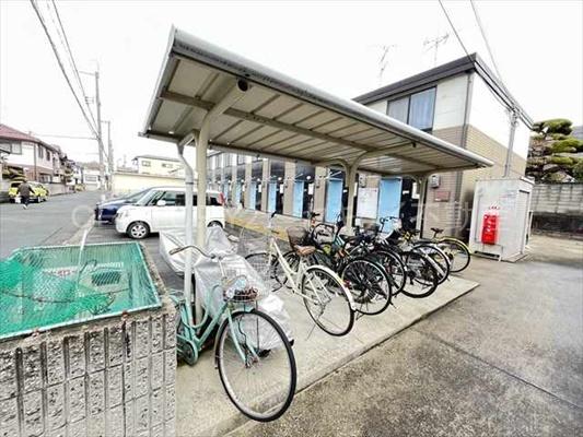 レオパレス母木