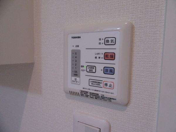 クレイノジニア