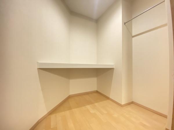 植松町2丁目貸家