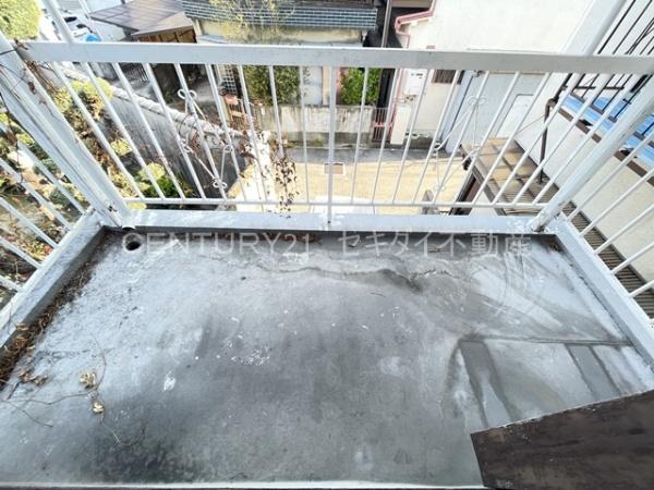 南本町6丁目戸建て（ガレージ付き）
