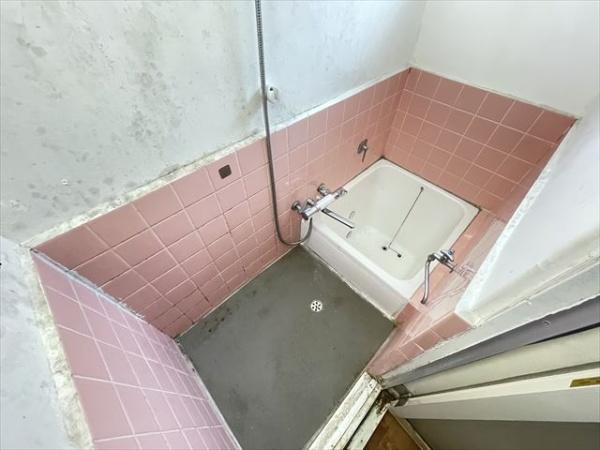 南本町6丁目戸建て（ガレージ付き）