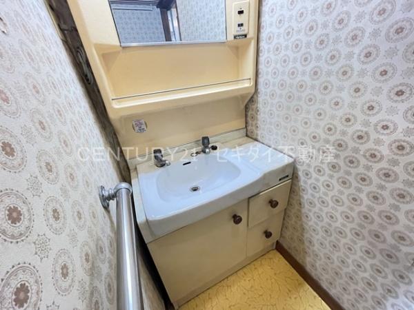久宝寺4丁目戸建