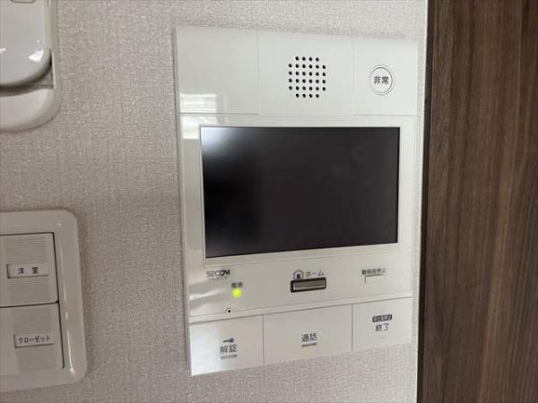 クローブトモイ