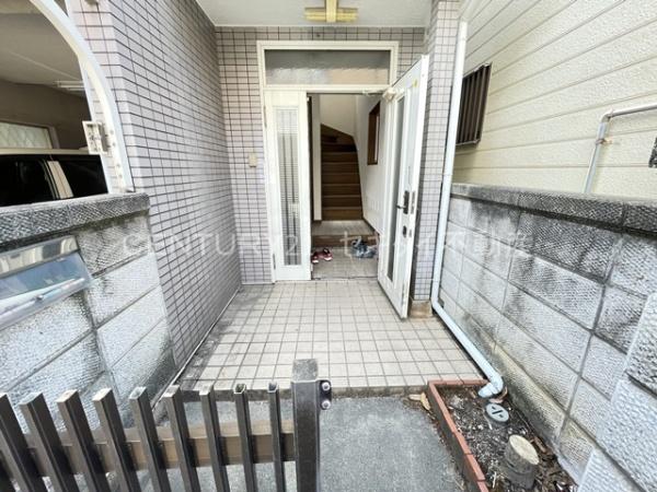 西木の本1丁目ガレージ付き戸建て