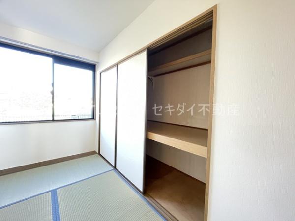 ニューリバーサイド八尾南A棟