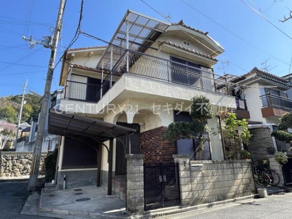 恩智中町4丁目ガレージ付き戸建て