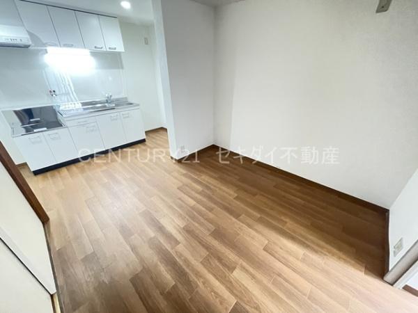 大蓮東4丁目貸家