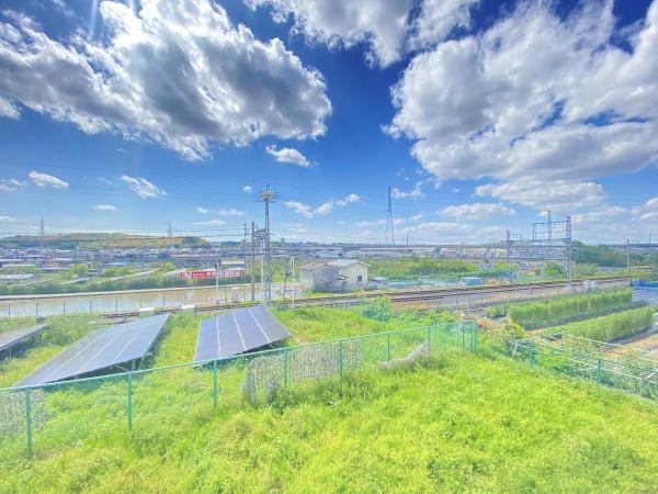 東阪田戸建て（ガレージ付き）