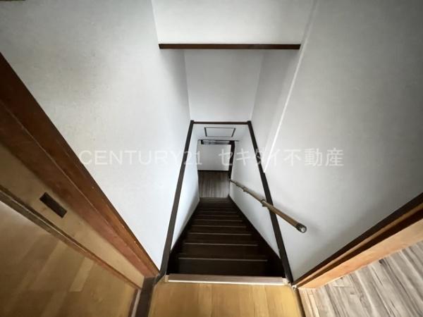 本郷4丁目貸家