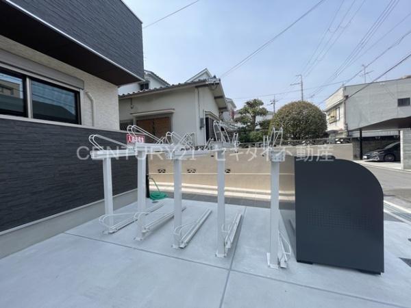 クレスト高安町