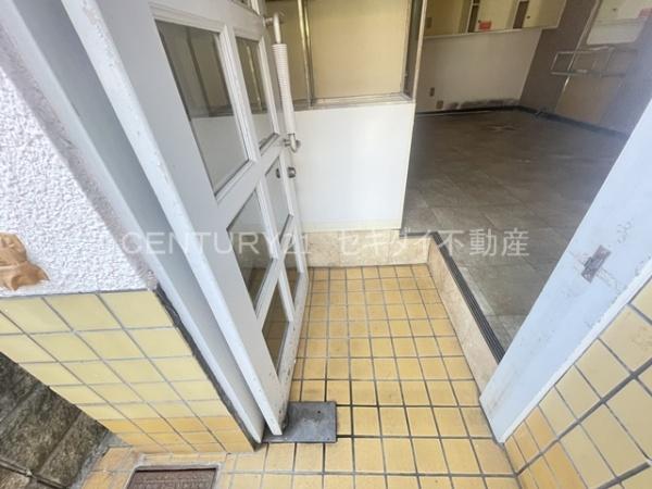 美園町4丁目店舗付き貸家