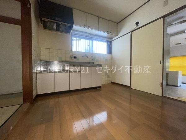 美園町4丁目店舗付き貸家