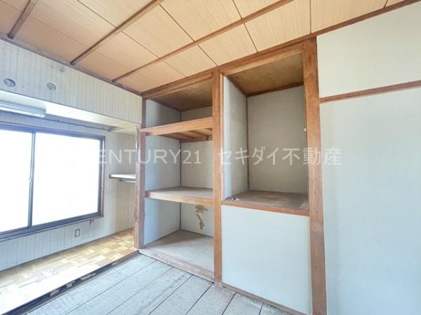 南植松町4丁目貸家