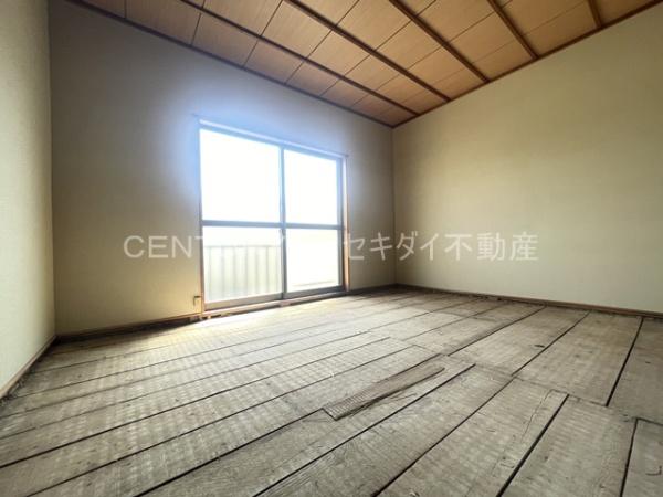 南植松町4丁目貸家