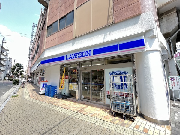 D-ROOM八尾市東本町3丁目(ローソン近鉄八尾駅)