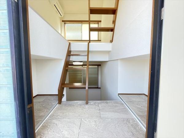 クリスタル通り壱番館・弐番館