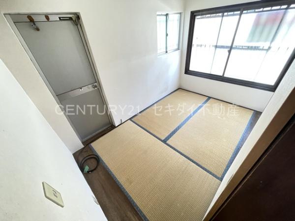 山城町３丁目貸家