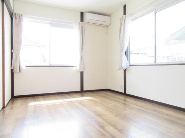 山本町４丁目戸建て