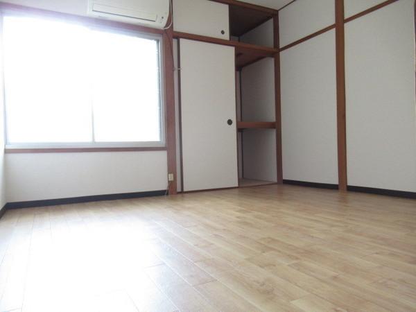 八尾木１丁目テラスハウス