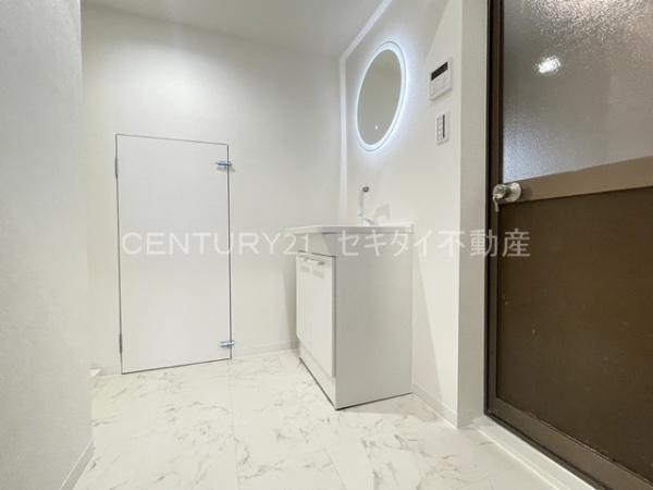 衣摺4丁目貸家