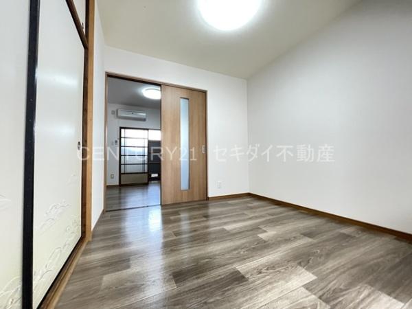 大蓮南4丁目平屋