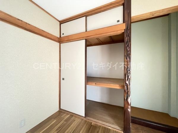 友井5丁目ガレージ付き戸建て
