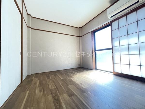 友井5丁目ガレージ付き戸建て