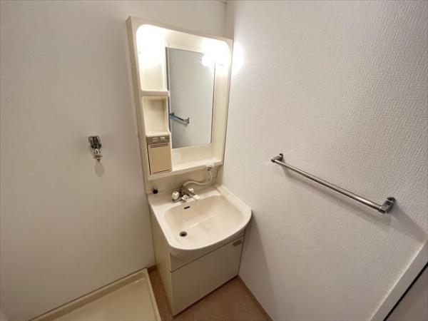 アビタシオン岸田