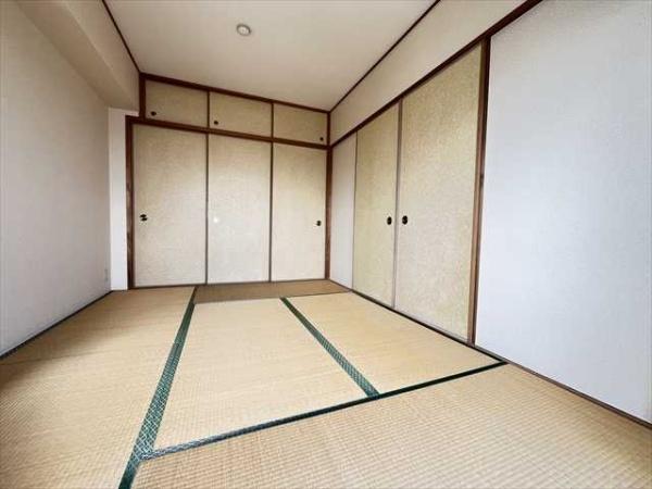 アディーレ八尾