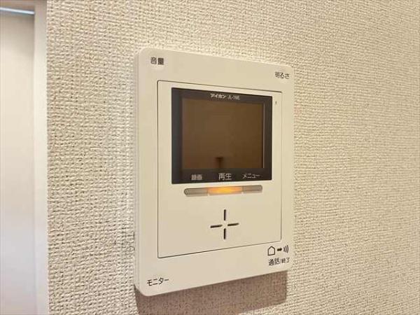 ファミール　レイ