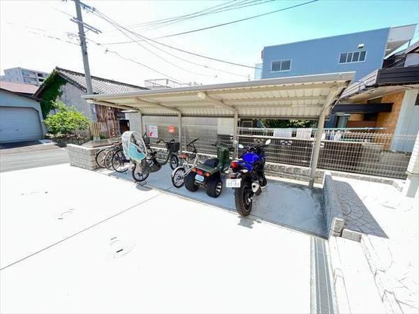 ファミール　レイ