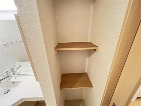 ファミール　レイ