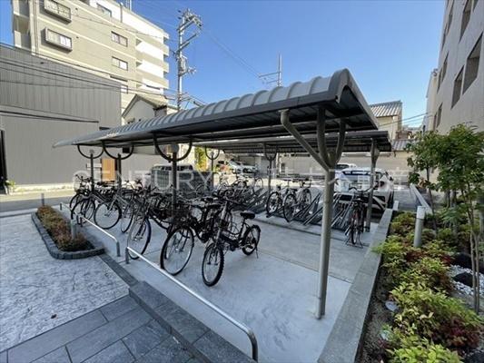 シェモワ　八尾