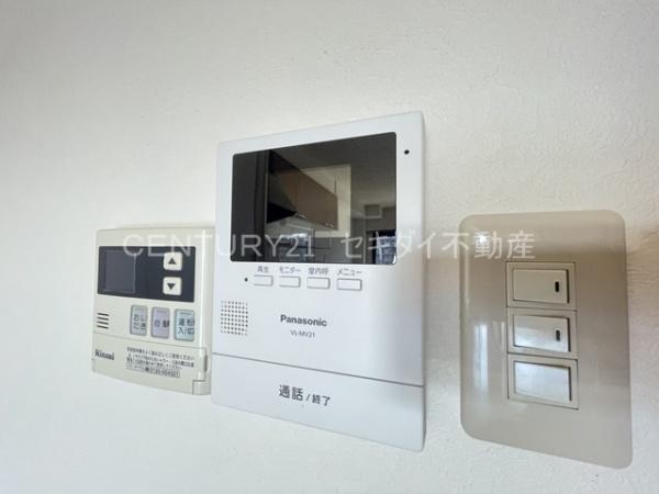シャルルコートラペ