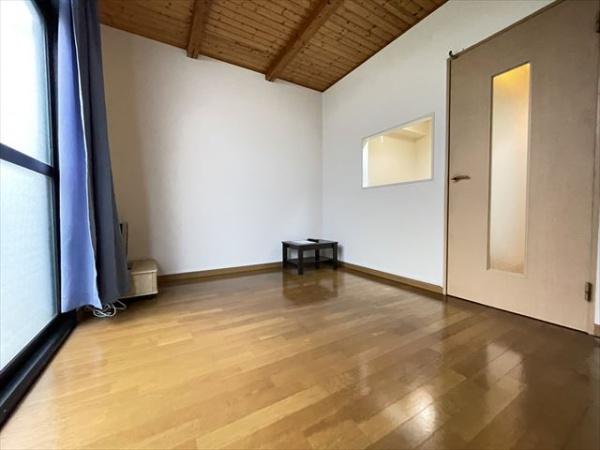 八尾市高安町南３丁目のアパート