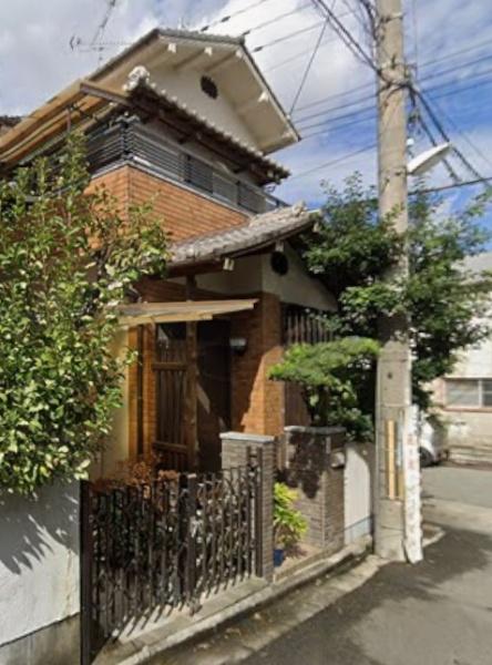 上尾町1丁目戸建て(ガレージ付き)