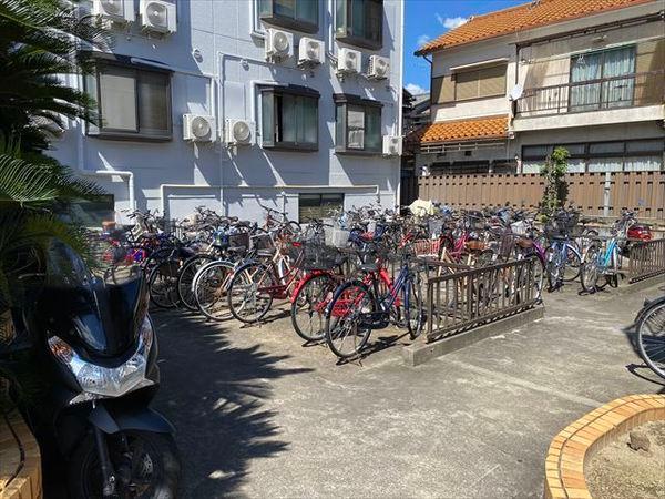 ロイヤル柏原