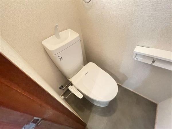 八尾市南本町４丁目の貸家