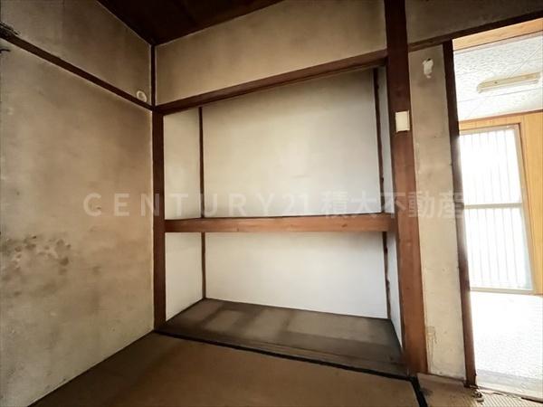 楽音寺4丁目貸家