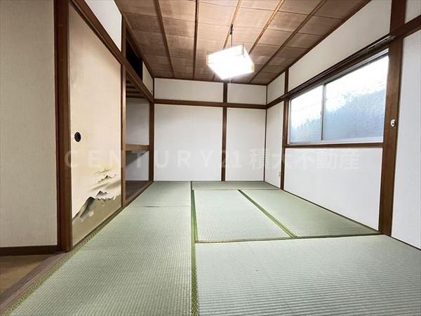 楽音寺4丁目貸家