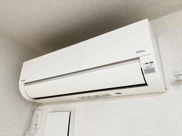 ローレル志紀