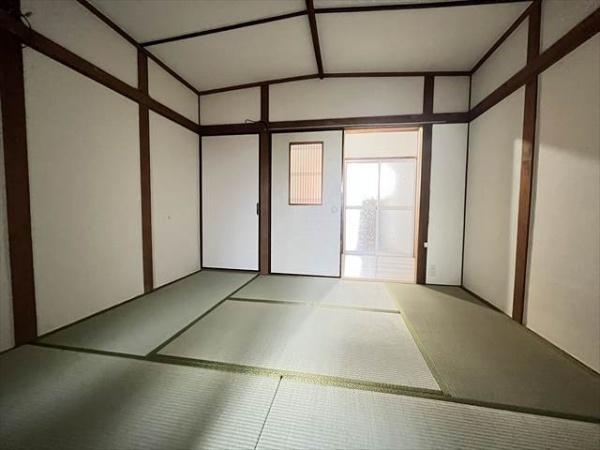 衣摺3丁目テラス