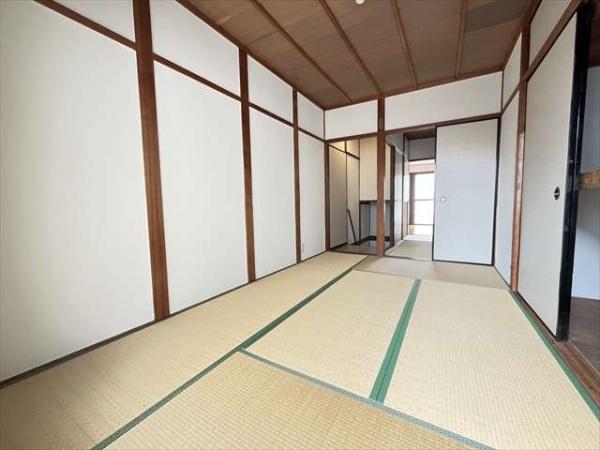 衣摺3丁目テラス