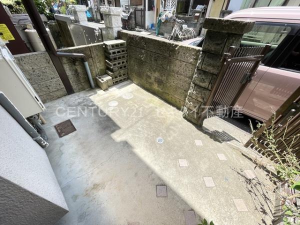 西弓削2丁目貸家