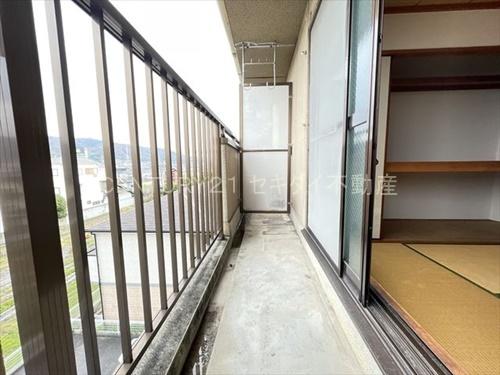 高安B棟